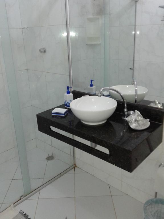 Quarto Familiar (5 Adultos)